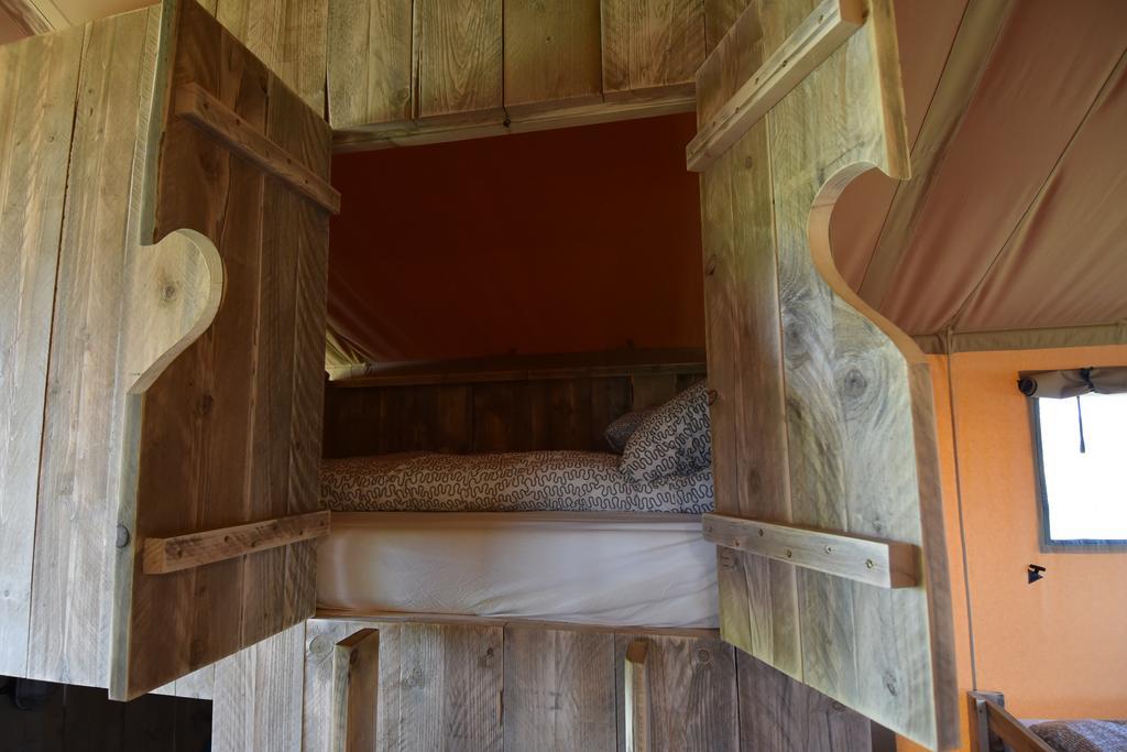 Glamping Aan De Vleterbeke Hotell Vleteren Exteriör bild
