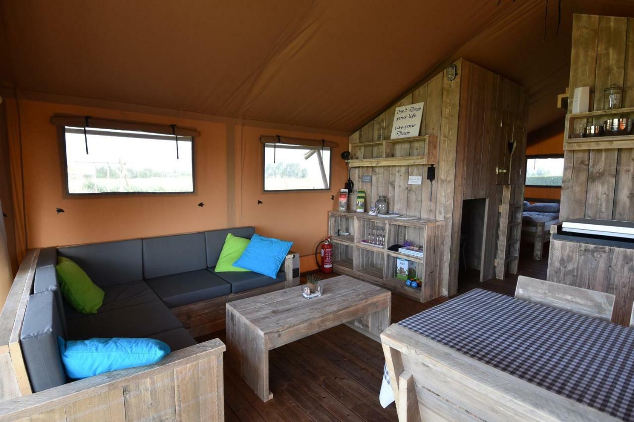 Glamping Aan De Vleterbeke Hotell Vleteren Exteriör bild